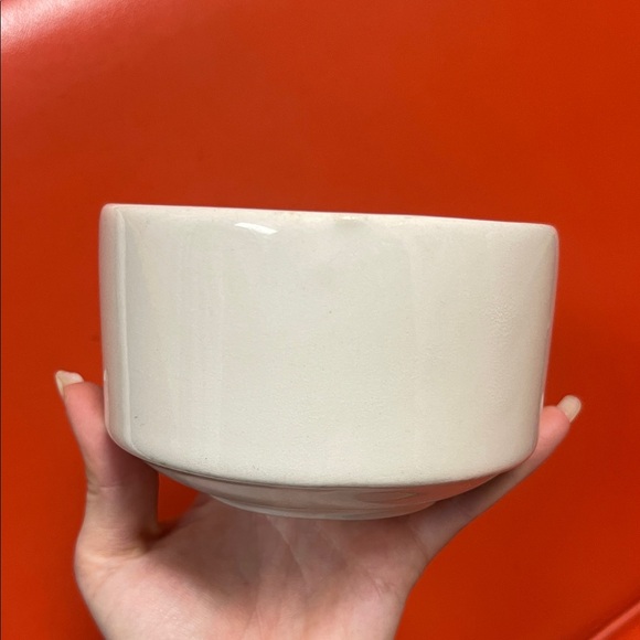 Elegant Cream Ceramic Mug - Picture 3 of 10